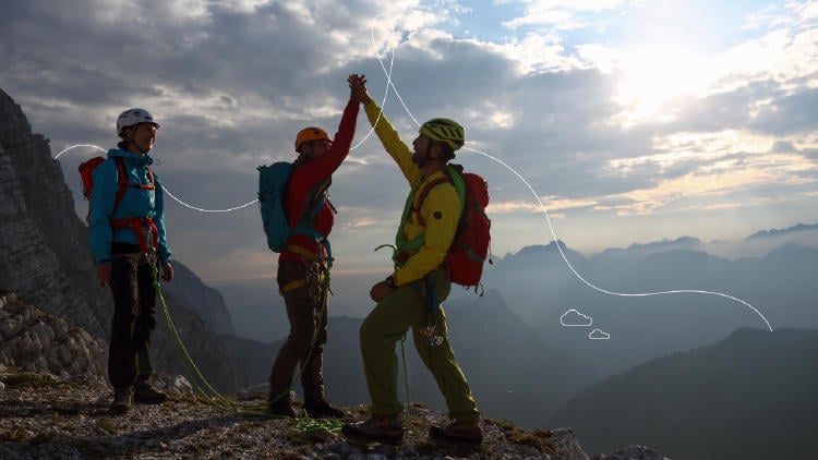 Montañeros vascos con ochomiles Montañeros vascos con ochomiles