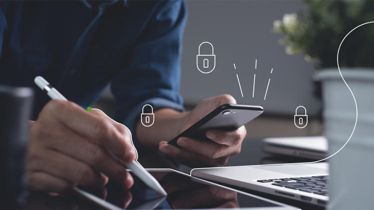 eskuak-gailu-elektronikoak-erabiltzen.jpg eskuak-gailu-elektronikoak-erabiltzen.jpg