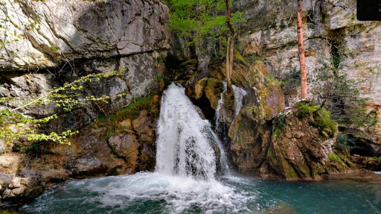 Cascada de Belabartze https://www.google.com/maps/@42.8717194, 0.8863878,3a,75y,169.69h,98.49t/data=!3m8!1e1!3m6!1sAF1QipOcQ 5dPyRs5BKQNJ167cNPhxJ94etKJ1jVuAmp!2e10!3e11!6shttps:%2F%2Flh5.googleusercontent.com%2Fp%2FAF1QipOcQ 5dPyRs5BKQNJ167cNPhxJ94etKJ1jVuAmp%3Dw203 h100 k no pi0 ya327.03882 ro 0 fo100!7i8704!8i4352?entry=ttu