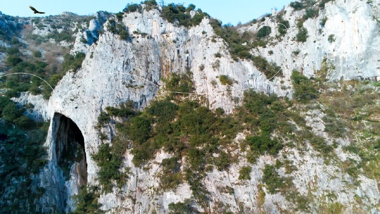 Cueva de Leze Cueva de Leze