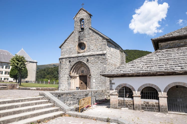 Orreaga / Roncesvalles Orreaga / Roncesvalles